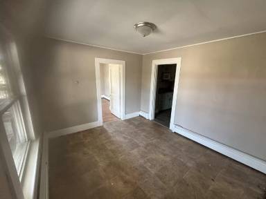 Main picture of 1116 Main St