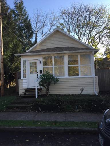 Main picture of 6312 SE Center St