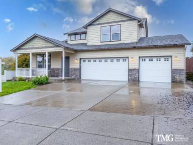 Main picture of 616 N Lark Dr