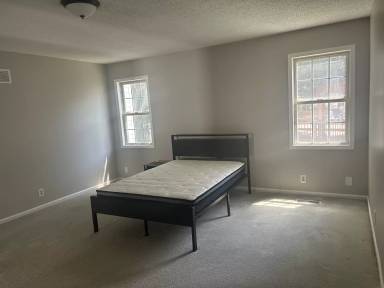Main picture of 16605 Indian Creek Pkwy