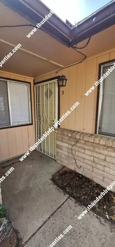 Main picture of 12624 Copper Ave NE