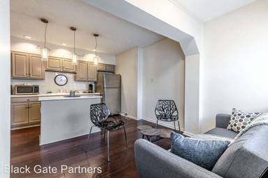 Main picture of 210 Thurman Ave