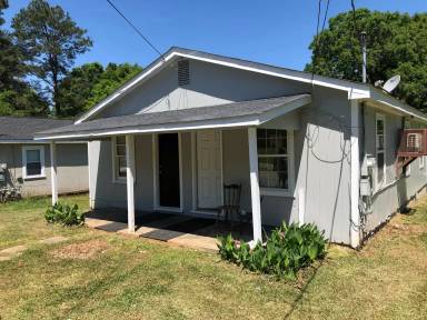 Main picture of 1113 Dewey St