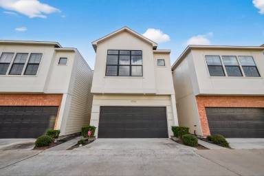 Main picture of 3925 Tulane Oak Dr