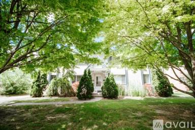 Main picture of 3048 Carskaddon Ave