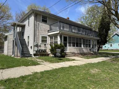 Main picture of 1700 1st St