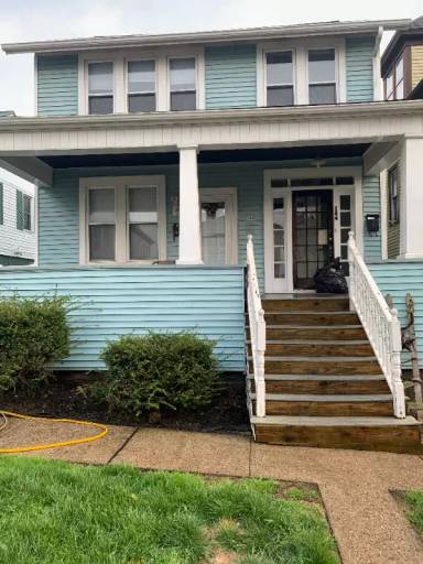 Main picture of 104 N 8th St