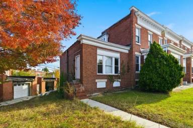 Main picture of 3221 The Alameda