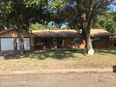 Main picture of 1457 Meadowbrook Dr