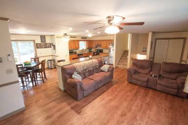 Main picture of 2231 Bristol Ave