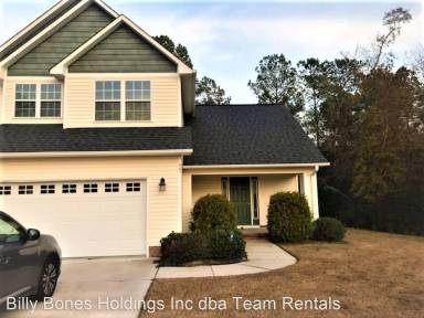 Main picture of 403 Stuart Ct