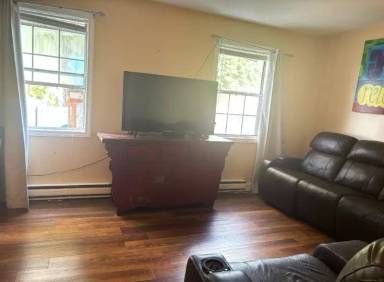 Main picture of 12 Harding Pl