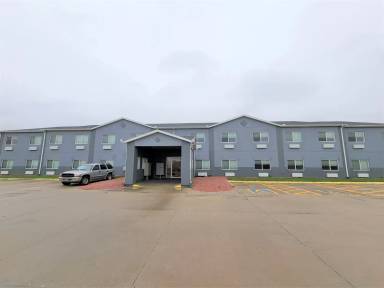 Main picture of 1862 Highway 141