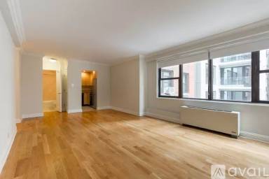 Main picture of 142 E 33rd St