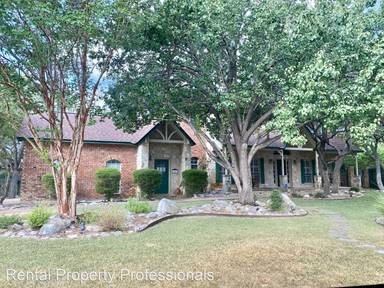 Main picture of 18203 Newcliff