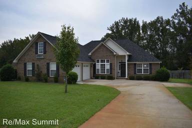Main picture of 3385 Tamarah Way