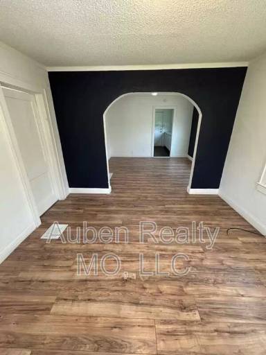 Main picture of 4346 Montgall Ave