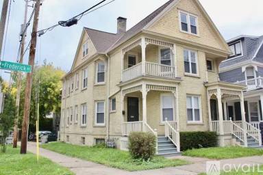 Main picture of 2401 N Frederick Ave