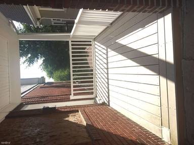Main picture of 418 1/2 Columbia Ave