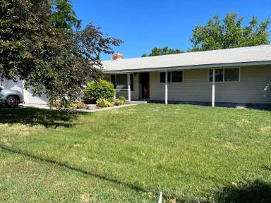 Main picture of 770 W Highland Ave