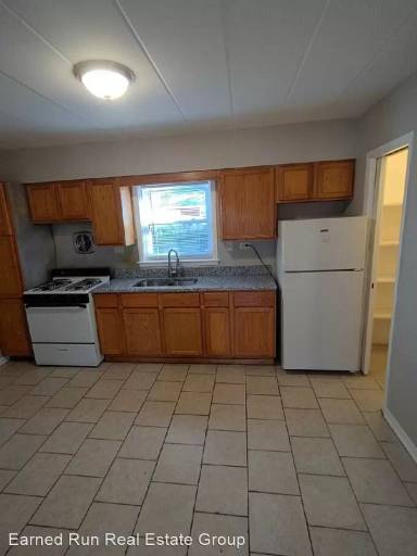 Main picture of 5147 Electric Ave