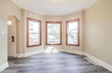 Main picture of 4431 N Marmora Ave