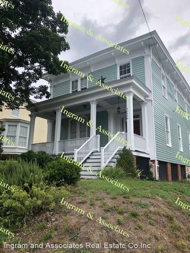Main picture of 235 S Jefferson St