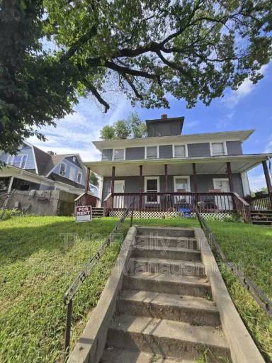 Main picture of 302 Miami St