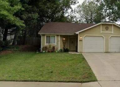 Main picture of 3906 W 10th Pl