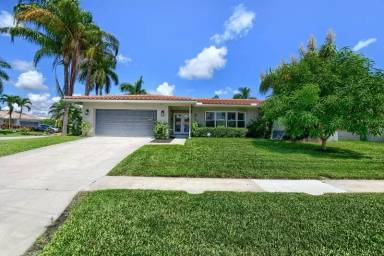 Main picture of 1167 SW 13th Dr