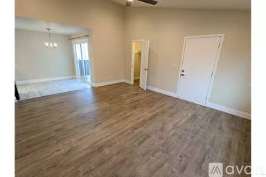 Main picture of 16884 Sims Ln