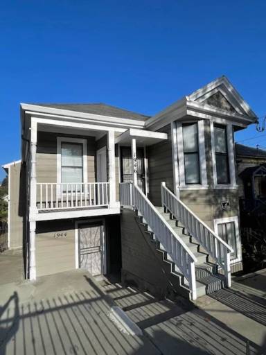 Main picture of 1946 E 20th St
