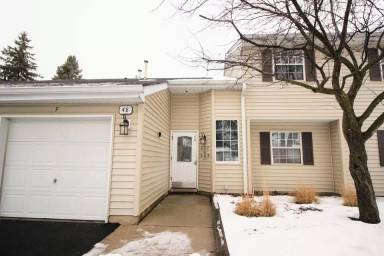 Main picture of 48 N Victoria Ln