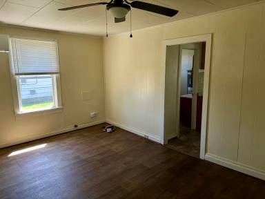 Main picture of 1406 Z Ave