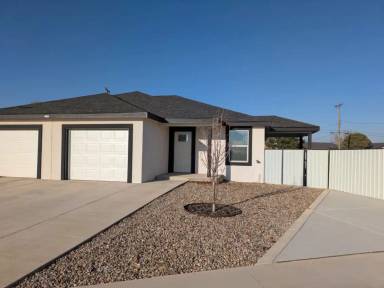 Main picture of 3124 Westminster Dr