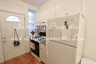 Main picture of 1634 W Montrose Ave & 4405 N Paulina St Apartments