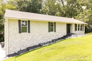 Main picture of 1313 Timbercrest Ln