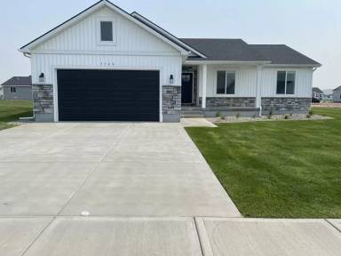 Main picture of 3748 Ola Vista Ave