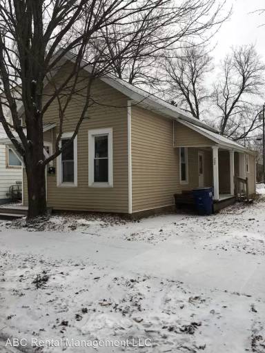Main picture of 722 Jackson St
