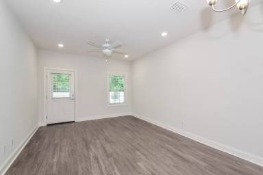 Main picture of 2021 Silo St