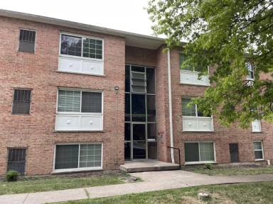 Main picture of 7857 Harrison Ave