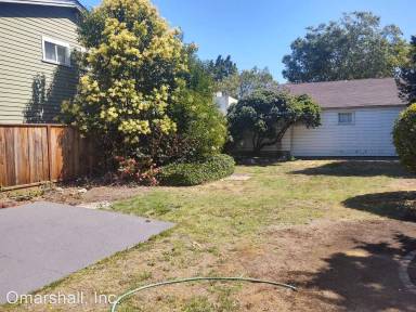 Main picture of 704 Laurel Ave