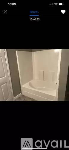 Main picture of 32 Russell Rd