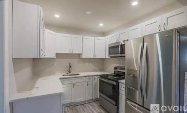 Main picture of 5929 Montgomery St
