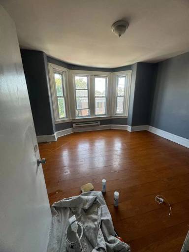 Main picture of 5010 Old York Rd