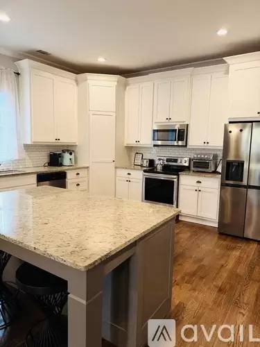 Main picture of 391 Lawton St SW