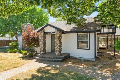 Main picture of 4135 W Cherry Ln