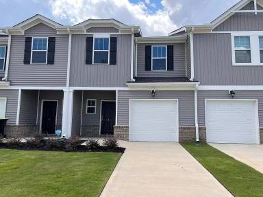 Main picture of 16 Beachley Pl