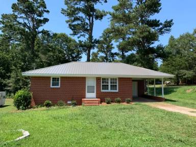 Main picture of 8 Stallings St