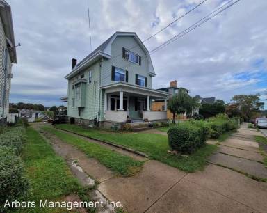 Main picture of 211 Bigham St